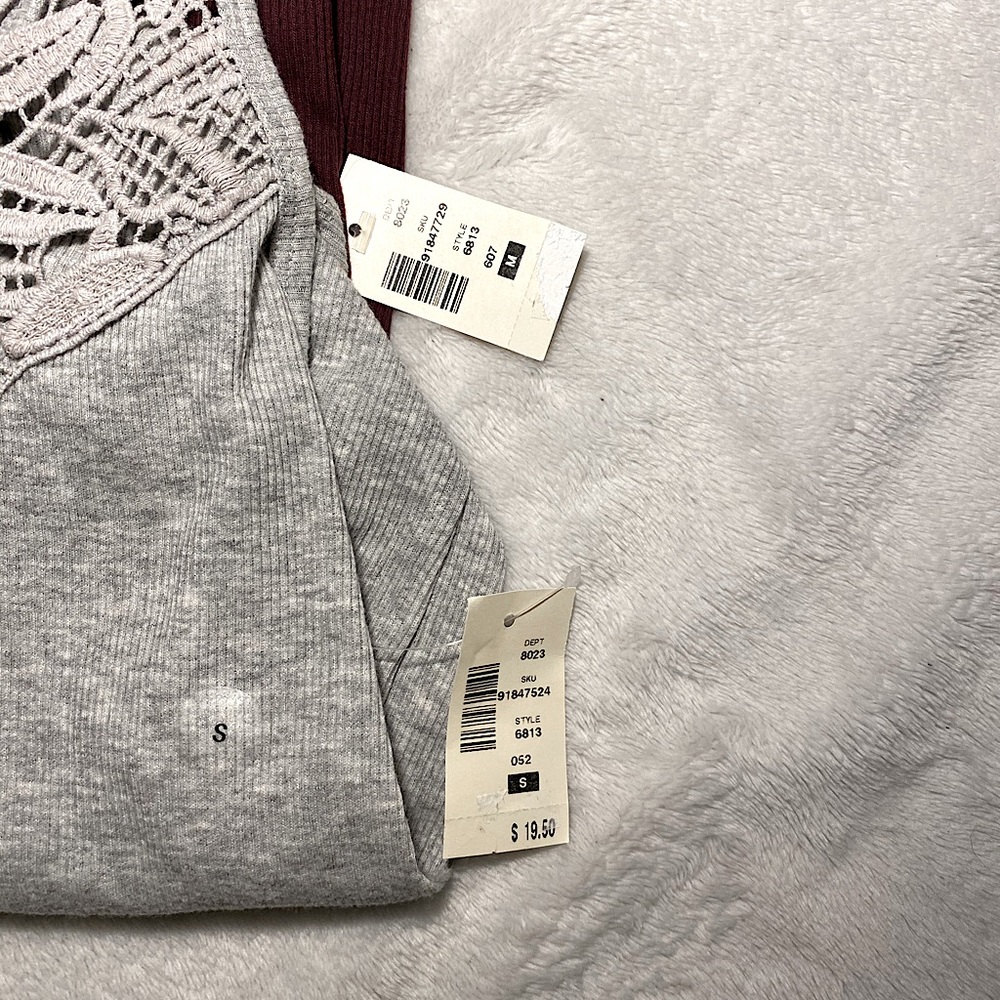 2/$15!!! Aero lace cami. - Picture 2 of 8